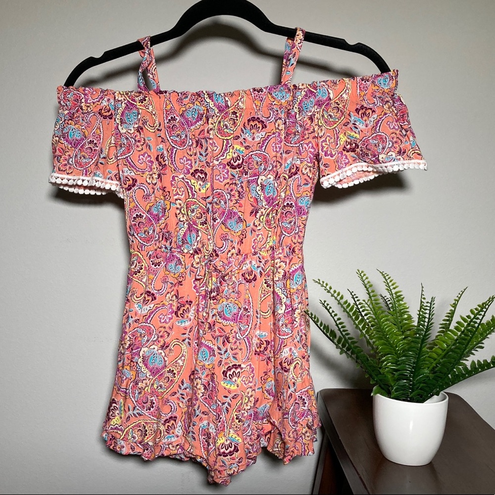 🌸3/$20 floral off shoulder flowy romper